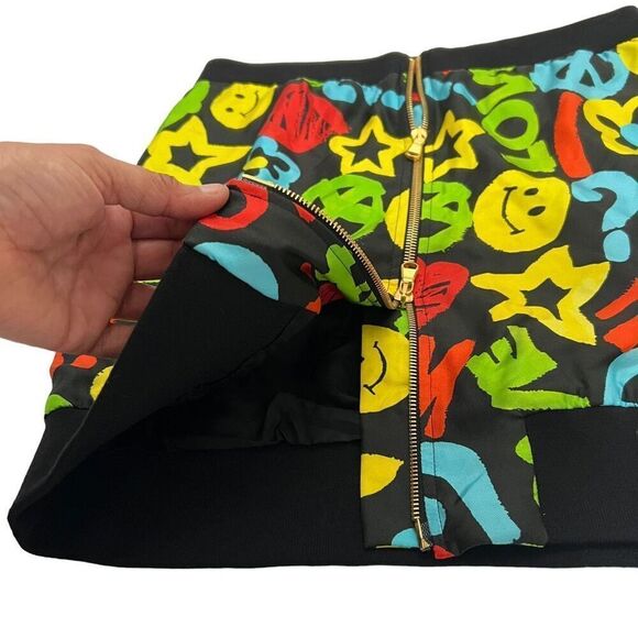 MOSCHINO X JEREMY SCOTT Front Zip Mini Skirt Size 6/40 Small Peace Love Iconic - Picture 6 of 10